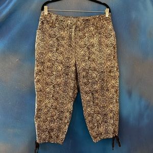 Chico’s Dark Brown & Cream colored reptile print cargo capris